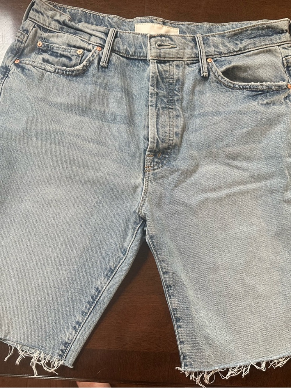 Mother jeans The Trickster Short Fray button fly - Picture 3 of 10